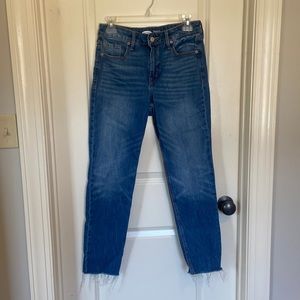 Old Navy Power Straight High Rise Frayed Jeans ✨